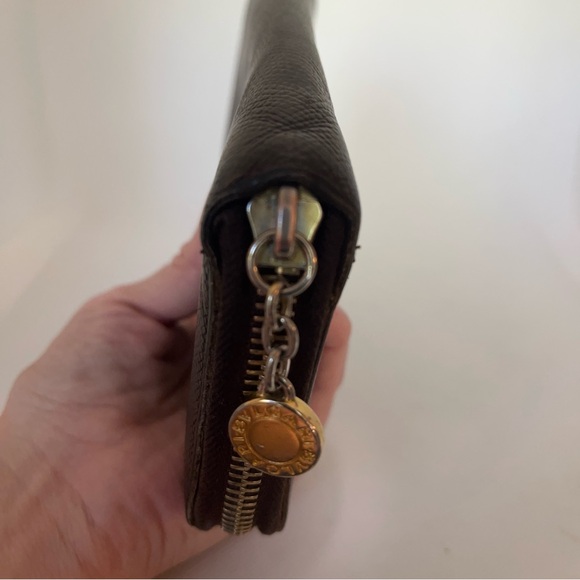 Bvlgari Vintage Classico Long Leather Zip Wallet - Picture 11 of 16